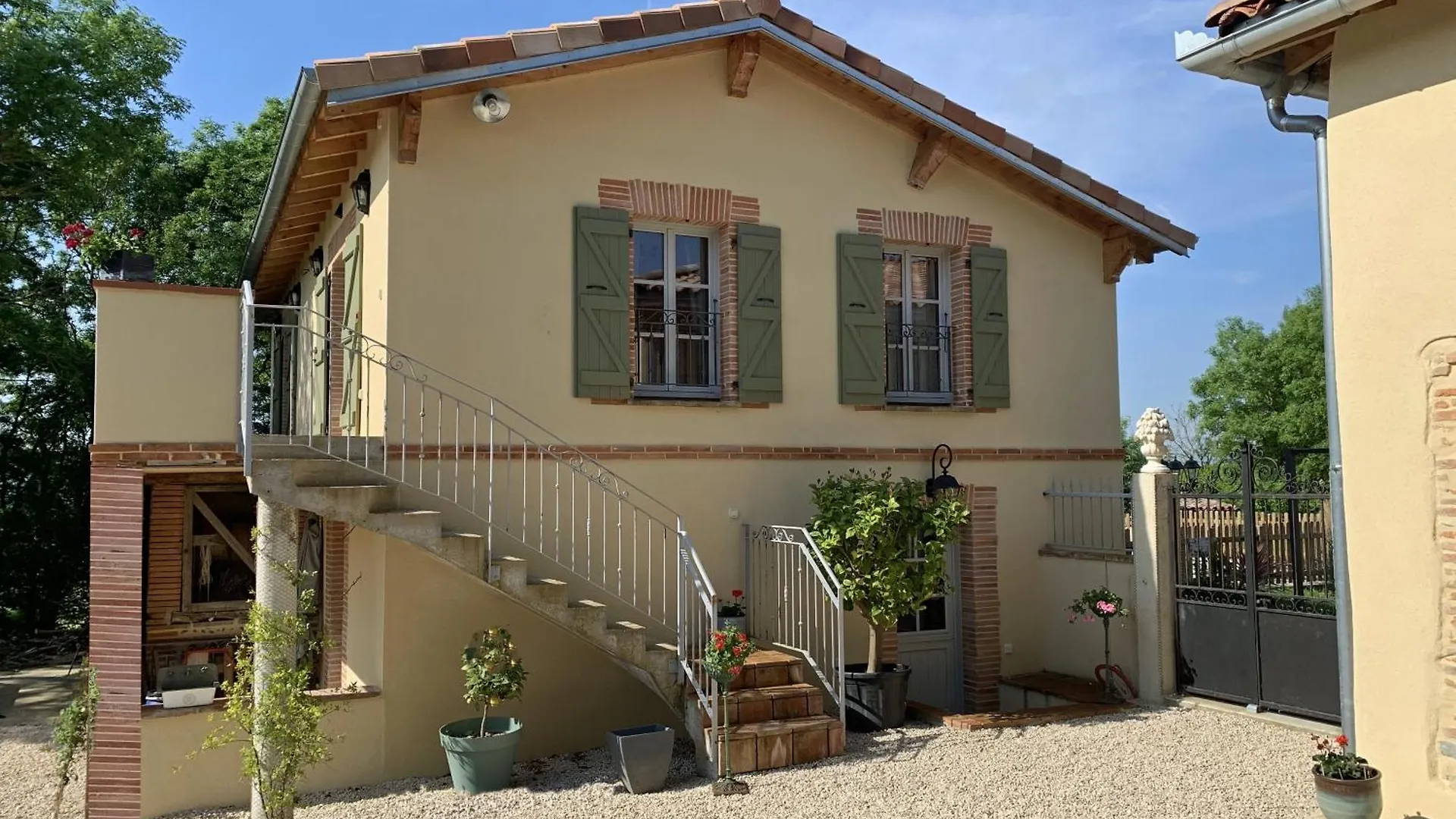 Gite Campagne - Vue Pyrenees - Piscine Sajas