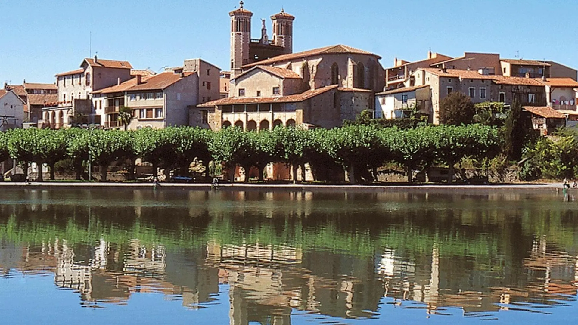 乡村民宿 Gite Campagne - Vue Pyrenees - Piscine Sajas